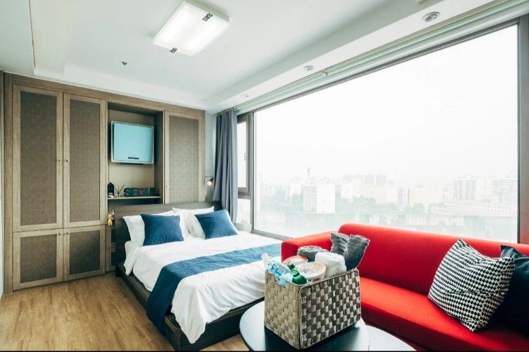 신사역 뷰맛집 RED