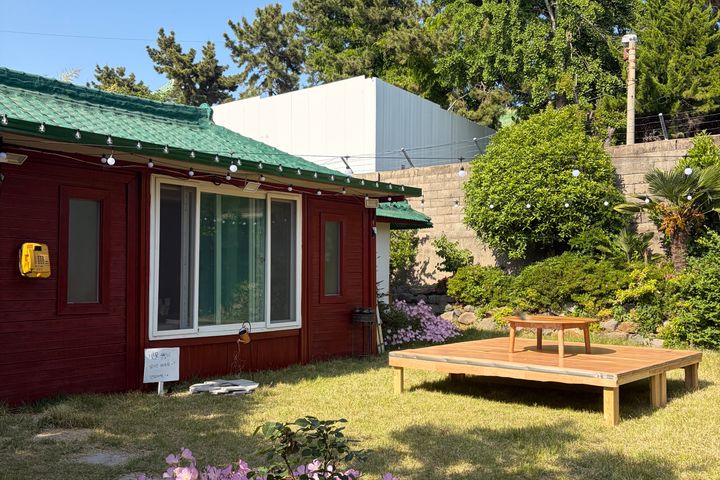 It's a seaside garden in Gijang-Ilgwang. 13th image