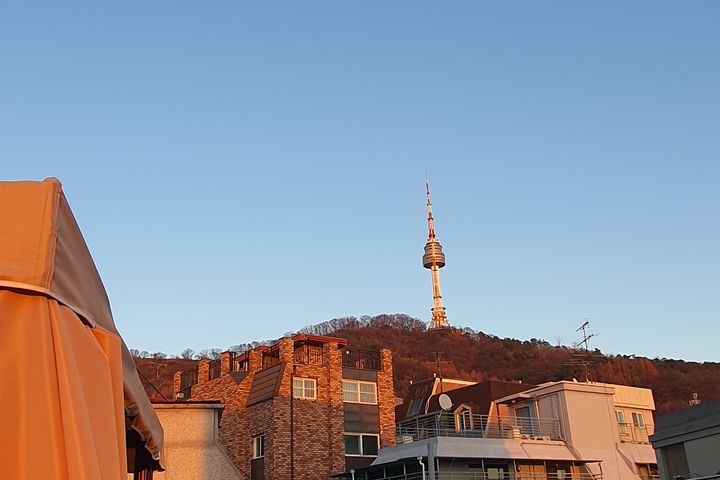 Seoul Station Namsan Rooftop 3rd Floor Privat 4th image