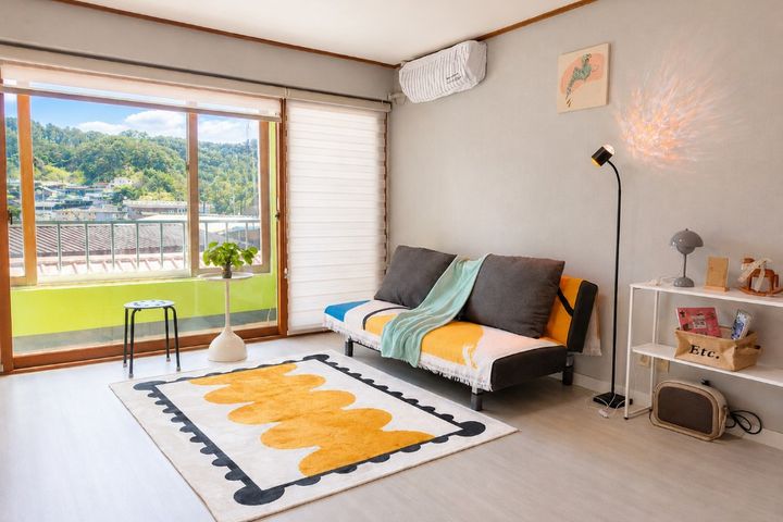 B. Affordable 2-Room Unit with a Great View ( 0th image