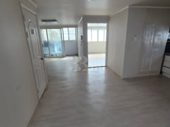 Master bedroom 2th image