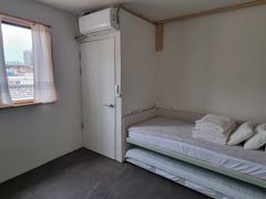 Studio apartment in Haeridan-gil, Haeundae-gu 7th image