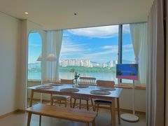 A stay with an open view of the Han River 2th image