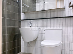 New 2-room apartment, 10 seconds from Gaehwas 6th image
