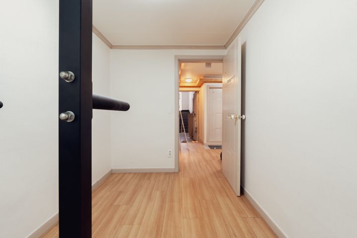 Sari Station Two-Bedroom Apartment with Full  5th image