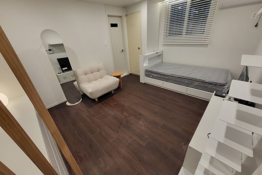 1호선 현충로역 도보