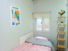 Small and Cozy Room 519 1th image