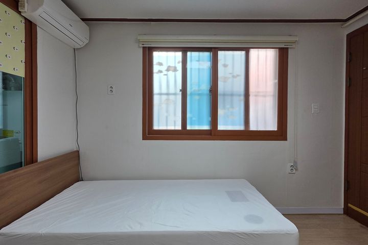 Neat studio apartment in Gokseon-dong, Suwon 3th image