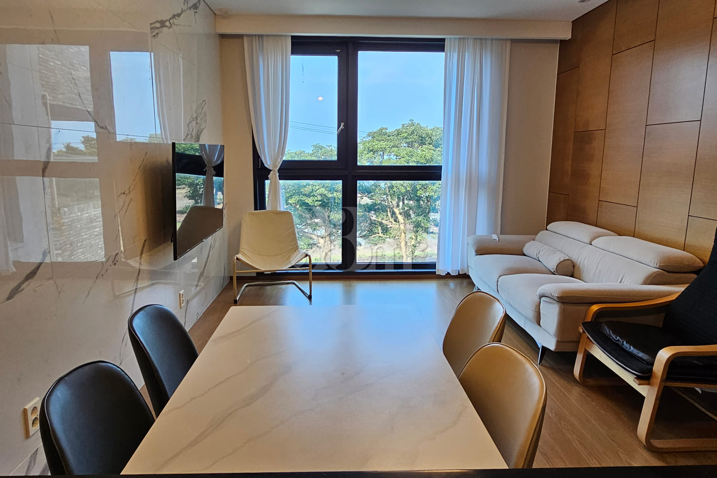 Aewol Sea View, Spacious Private Yard 8th image