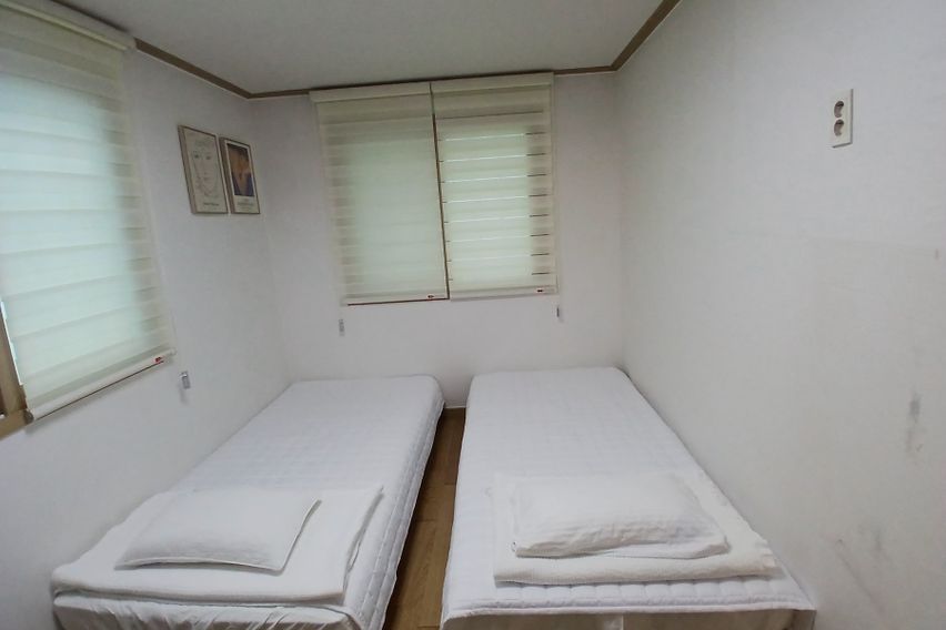 Geumjeongsan, Beomeosa, Hankuk University of  2th image