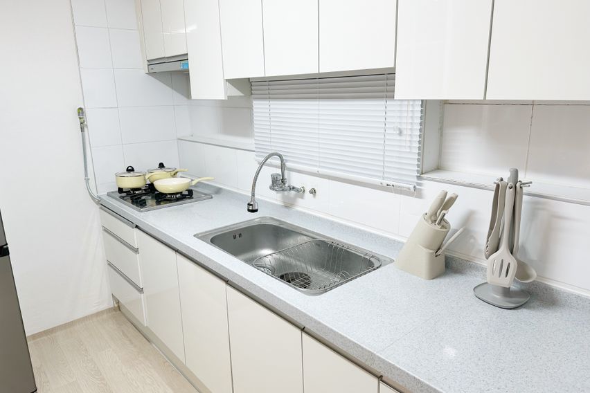 홍대1분 프라이빗3룸