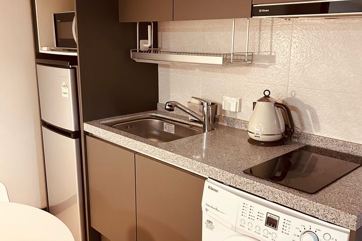 C-1,5 Room 7th image