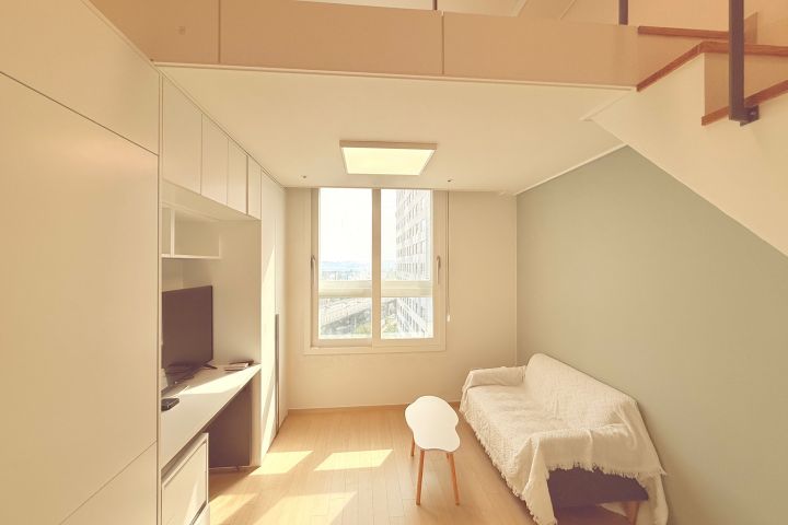 G House 2th image