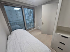 Two-room unit near the airport entrance, by t 5th image