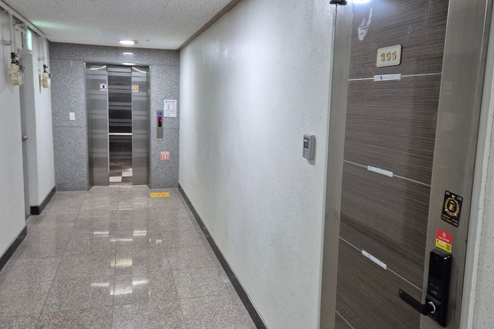 Fully furnished 14-pyeong officetel 11th image