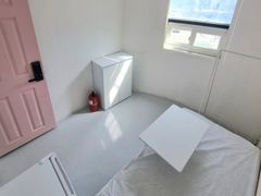 Room 310 1th image