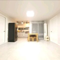 A cozy and clean three-room apartment. Unit Image