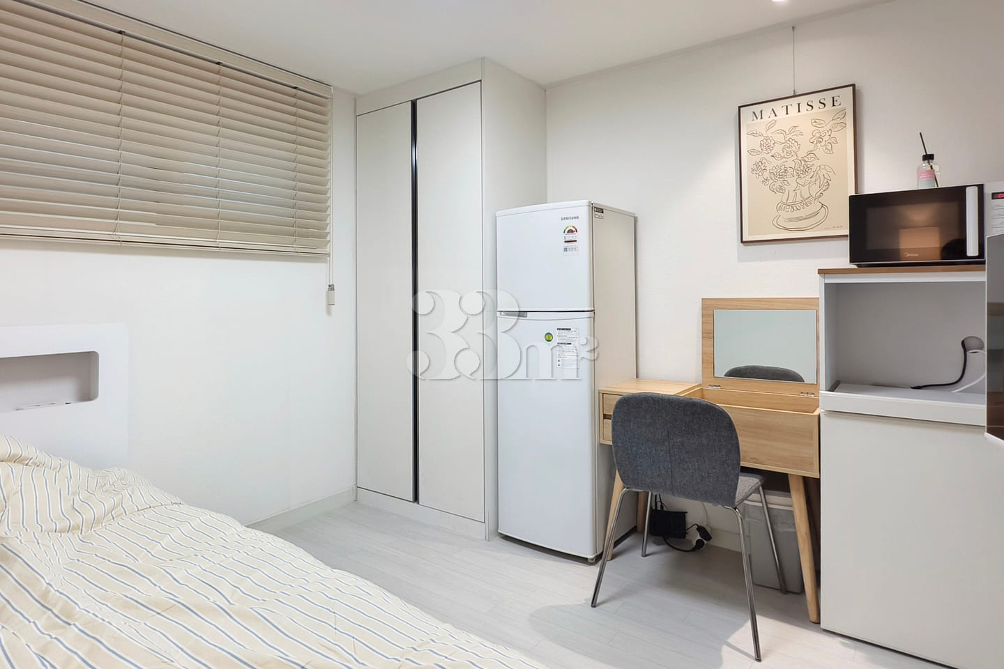 Large studio apartment, 20 minutes from Gangn 2th image
