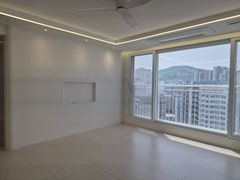 Newly built apartment within walking distance 5th image