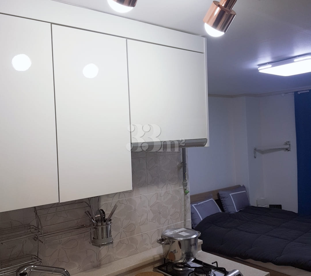 A room spacious enough for two people. 6th image