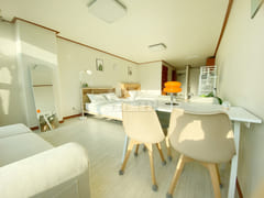 ๐ 2 minutes from Beomgye Station / Queen bed 2th image