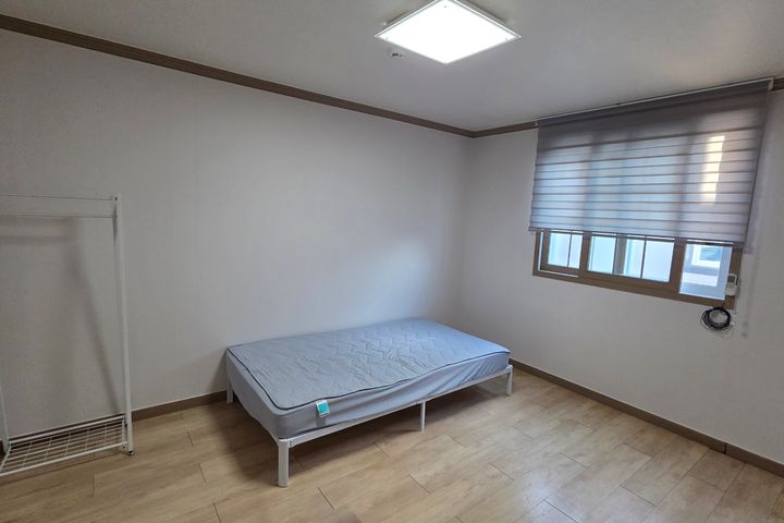 Solbi's Room 0th image