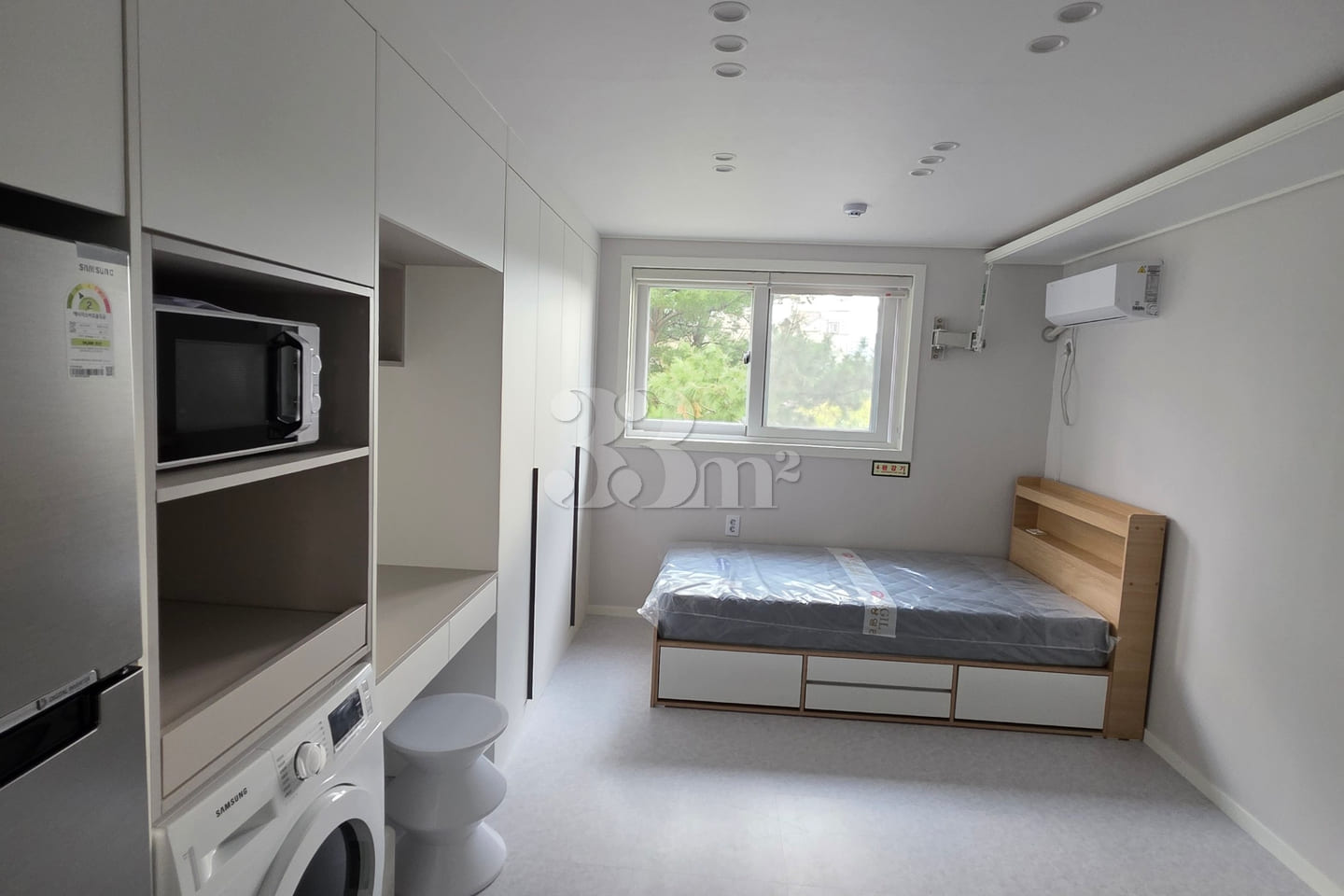 Brand-new, fully furnished, and hotel-like. 6th image