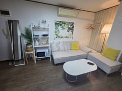 6-7 minutes from Suwon City Hall Station, fre 2th image