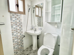 Comfortable 1.5 Room #302 9th image