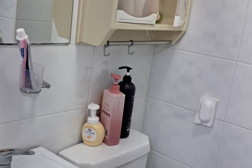 스타벅스근처 깔끔한 집