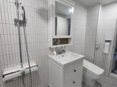 Pleasant two-room apartment in front of Beode 7th image
