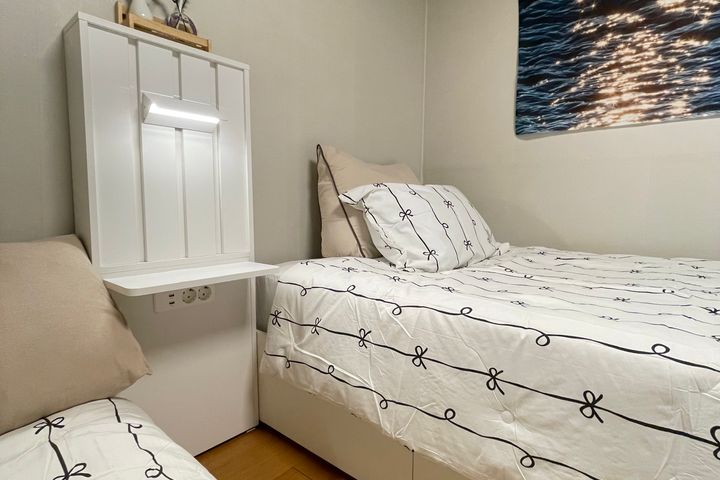 Room 301 / Separate Room / 2 Beds 3th image