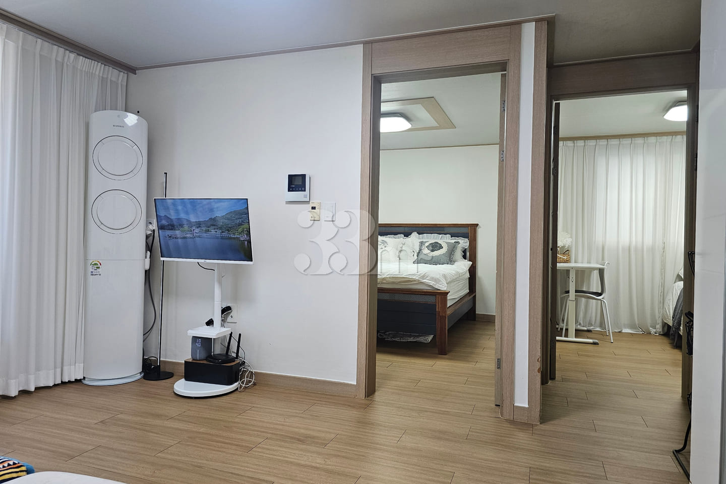 1 minute from the Han River; fully furnished; 2th image