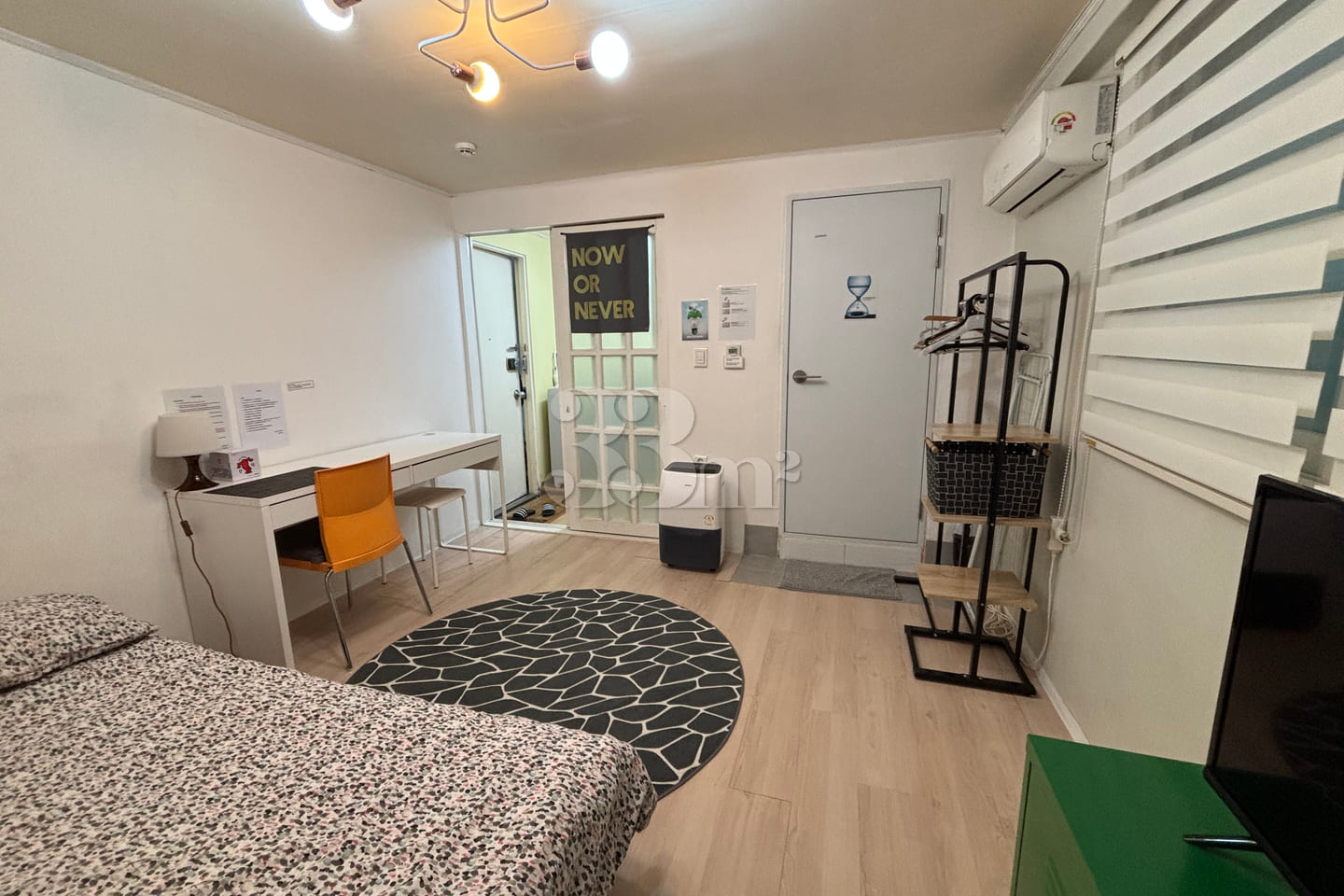 2-minute walk to Sinsa Station, fully furnish 3th image