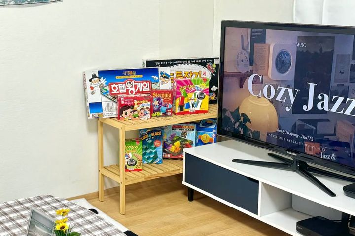Mokdong Station Two-Room Apartment, Spacious 1th image
