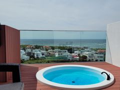Fantastic Ocean View Luxury Home 2th image