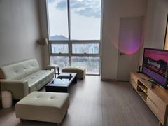 Right by the subway station. Spacious duplex 3th image