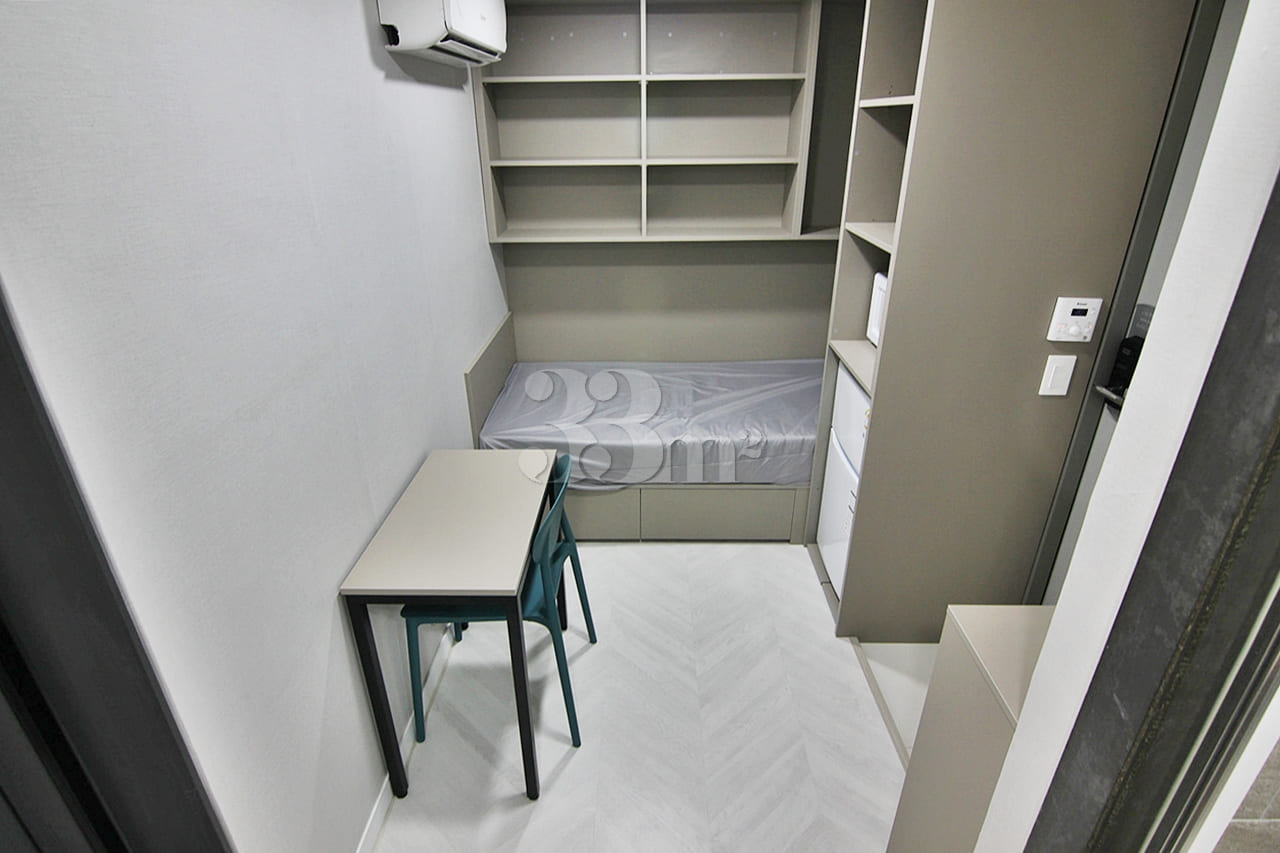 Quiet studio apartment near Ewha (agency list 1th image