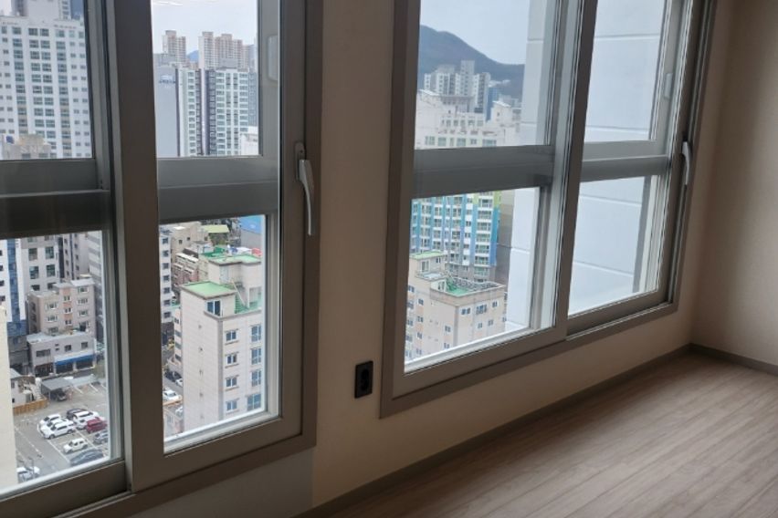 부산시청앞 신축