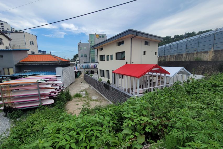 죽도서핑 개별바베큐펜션 0번째 이미지
