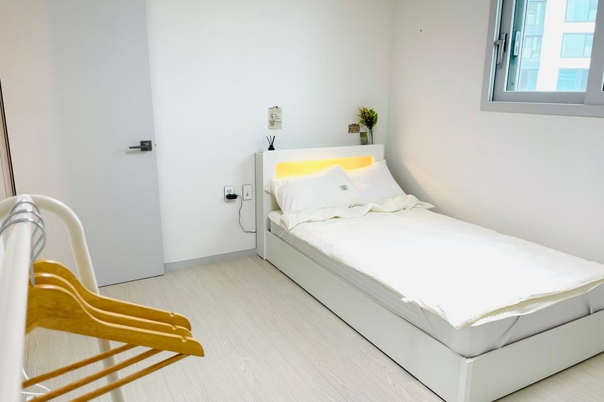 Three-room apartment in Anyang Arts Park 12th image