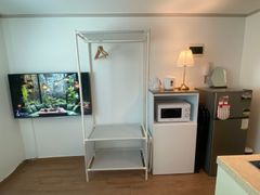 Fully furnished studio near the subway statio 1th image