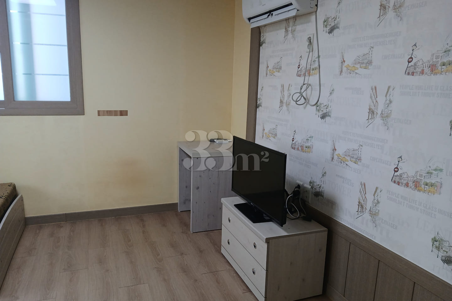 Studio apartment with a separate kitchen in U 1th image