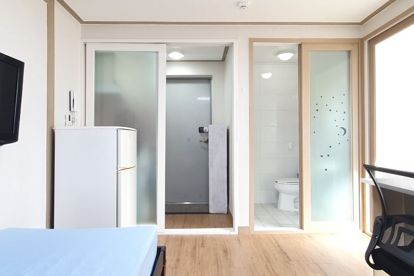 스타벅스근처 깔끔한 집