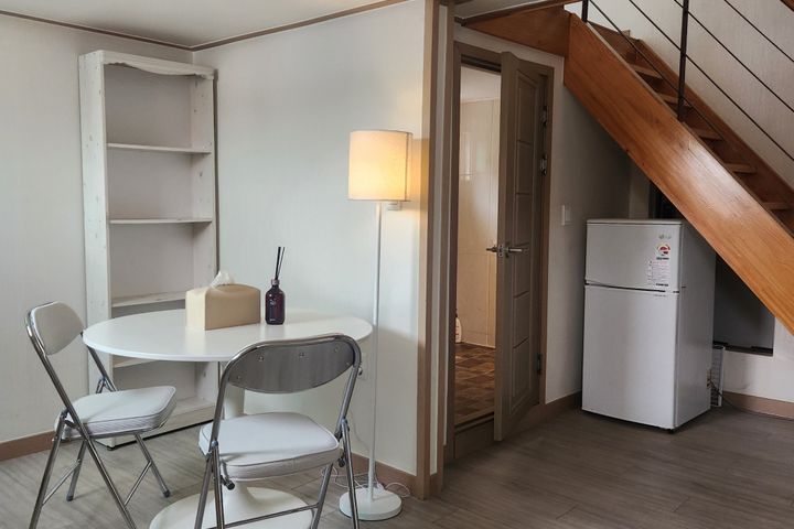Two-room duplex near the University of Seoul 0th image