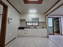 3-room apartment, 5 minutes from the station 1th image