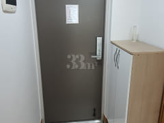 Room 305 6th image