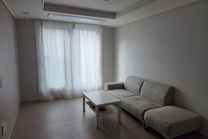 Quiet, newly built apartment 0th image