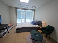 Quiet, clean accommodation 6 minutes from Gas 9th image