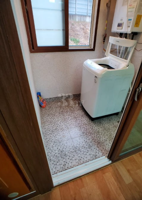 Gumi Short-term Rental 204 5th image
